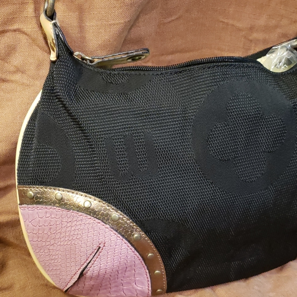 Emilie M Purse - Picture 6 of 8